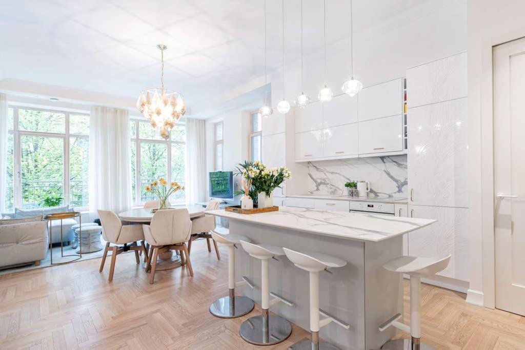 Jogailos Residence Peaceful Old Town Luxury 3 Bdr, 2 Bthr, Free Garage, Top-Speed Wifi VNO Exterior foto